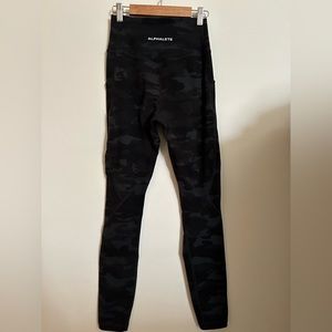 Women’s alphalete dark camo leggings